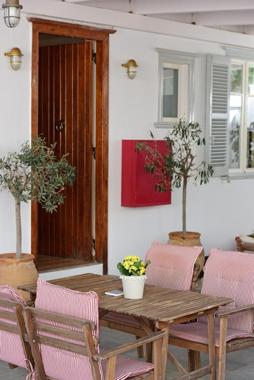 Athina Guesthouse 이드라 외부 사진