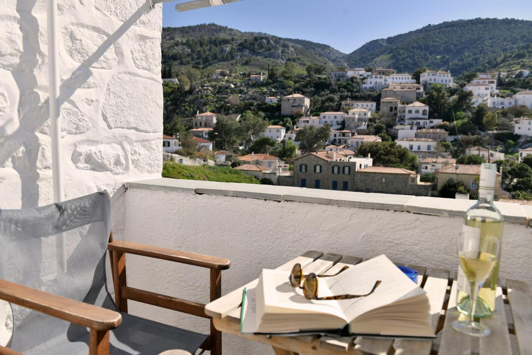 Athina Guesthouse 이드라 외부 사진